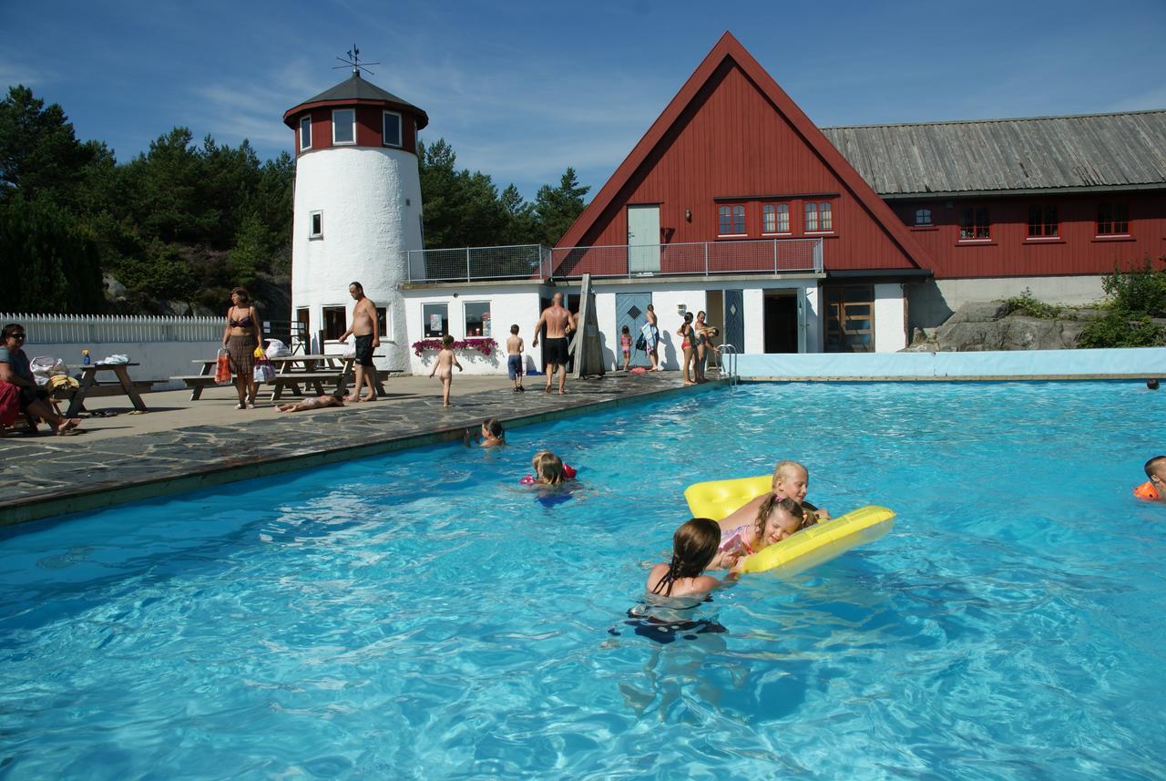Skottevik Feriesenter Hotel Exterior photo