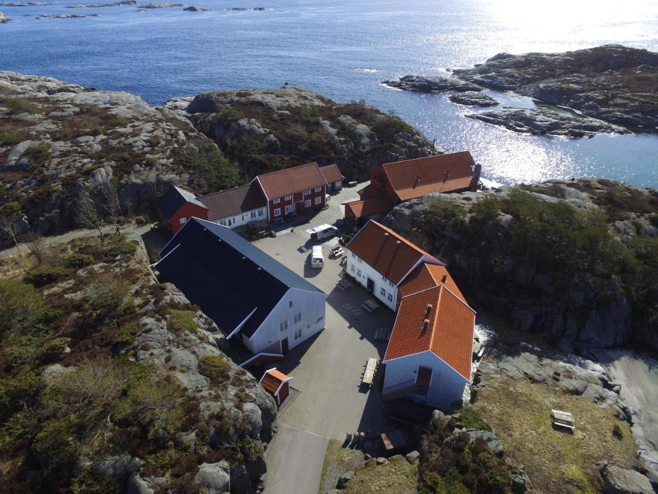 Skottevik Feriesenter Hotel Exterior photo
