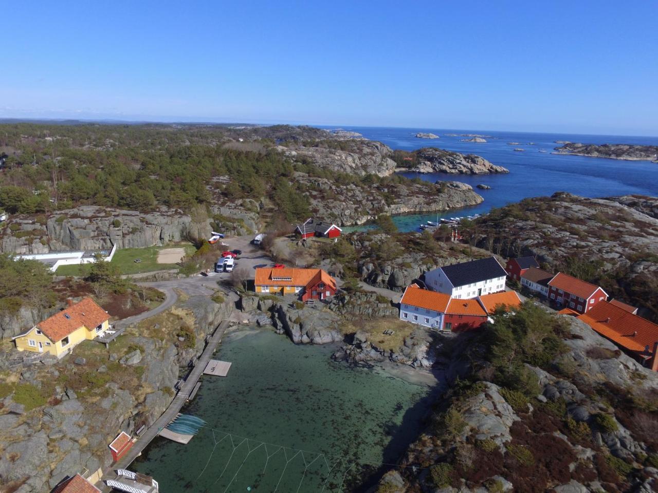 Skottevik Feriesenter Hotel Exterior photo